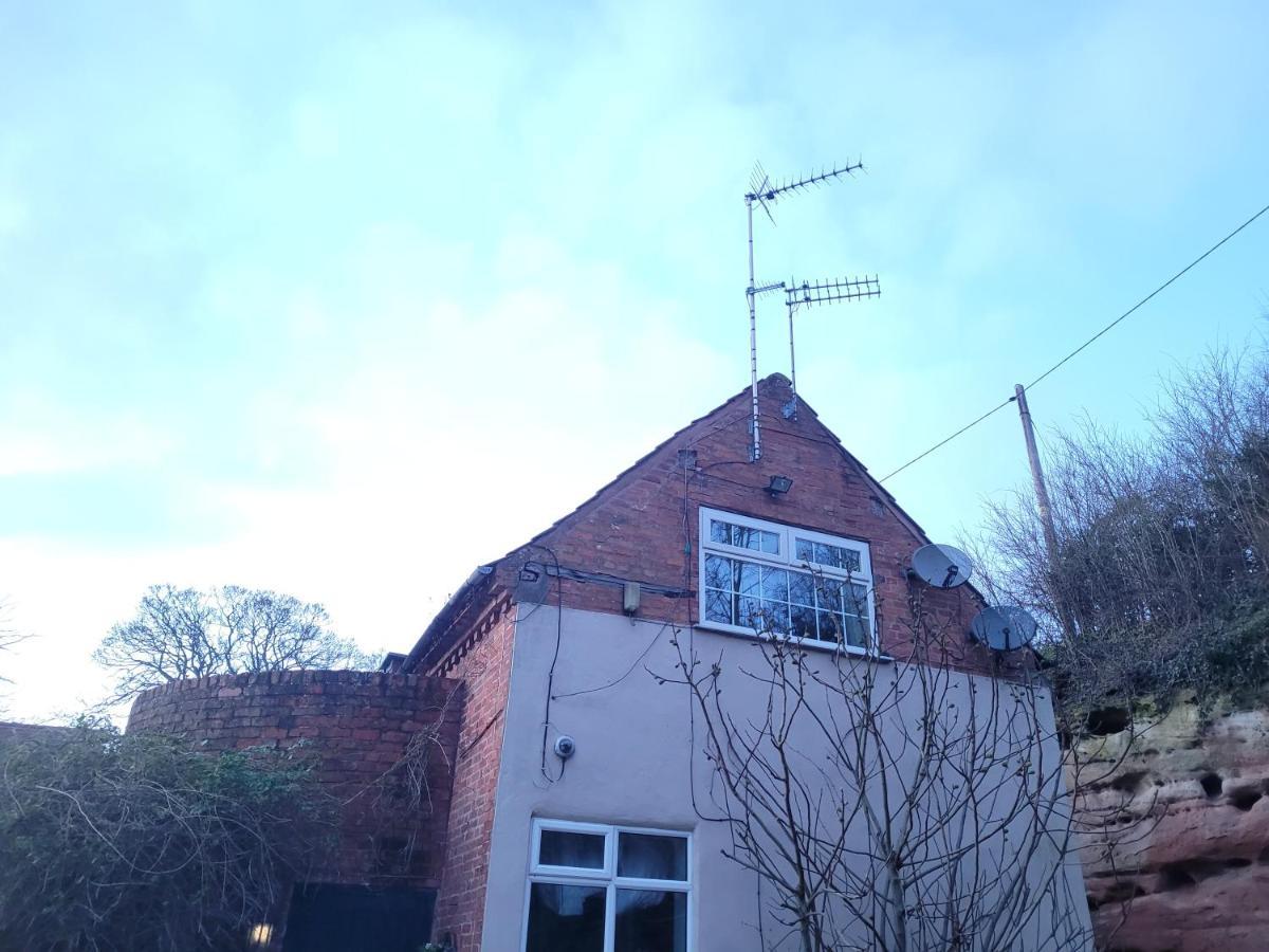 17Th-Century One Bed Studio With Parking & Garden! Elkesley Esterno foto