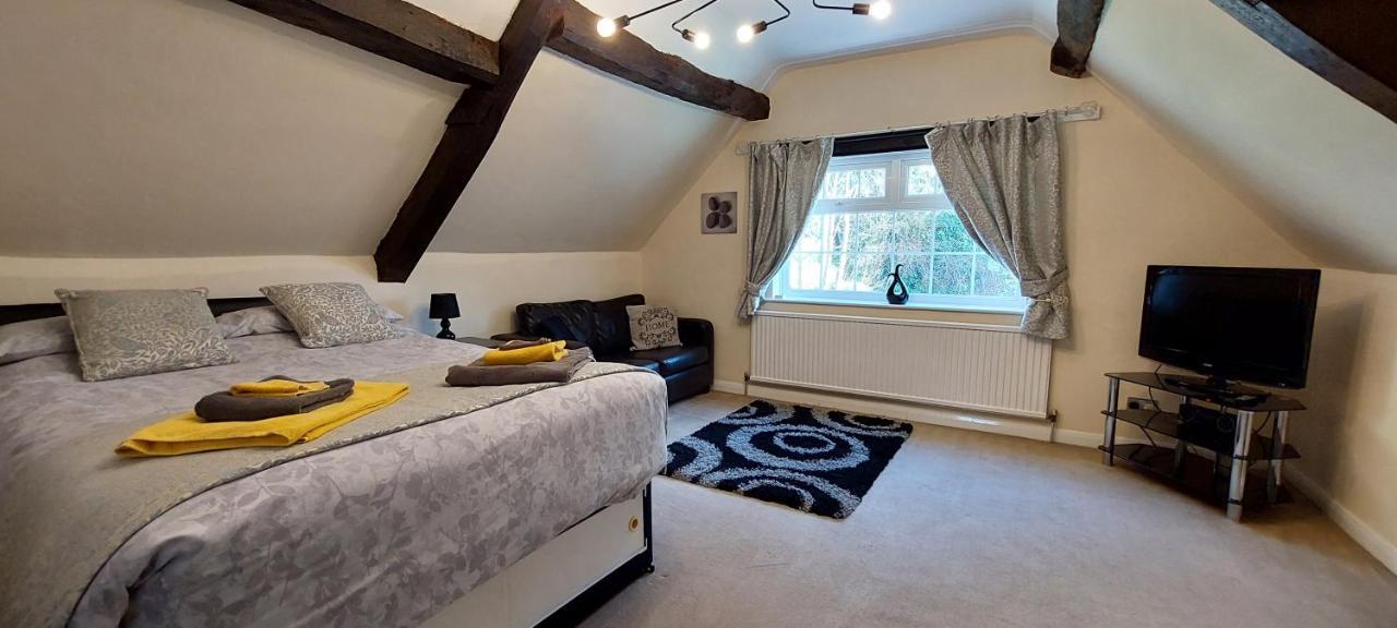 17Th-Century One Bed Studio With Parking & Garden! Elkesley Esterno foto